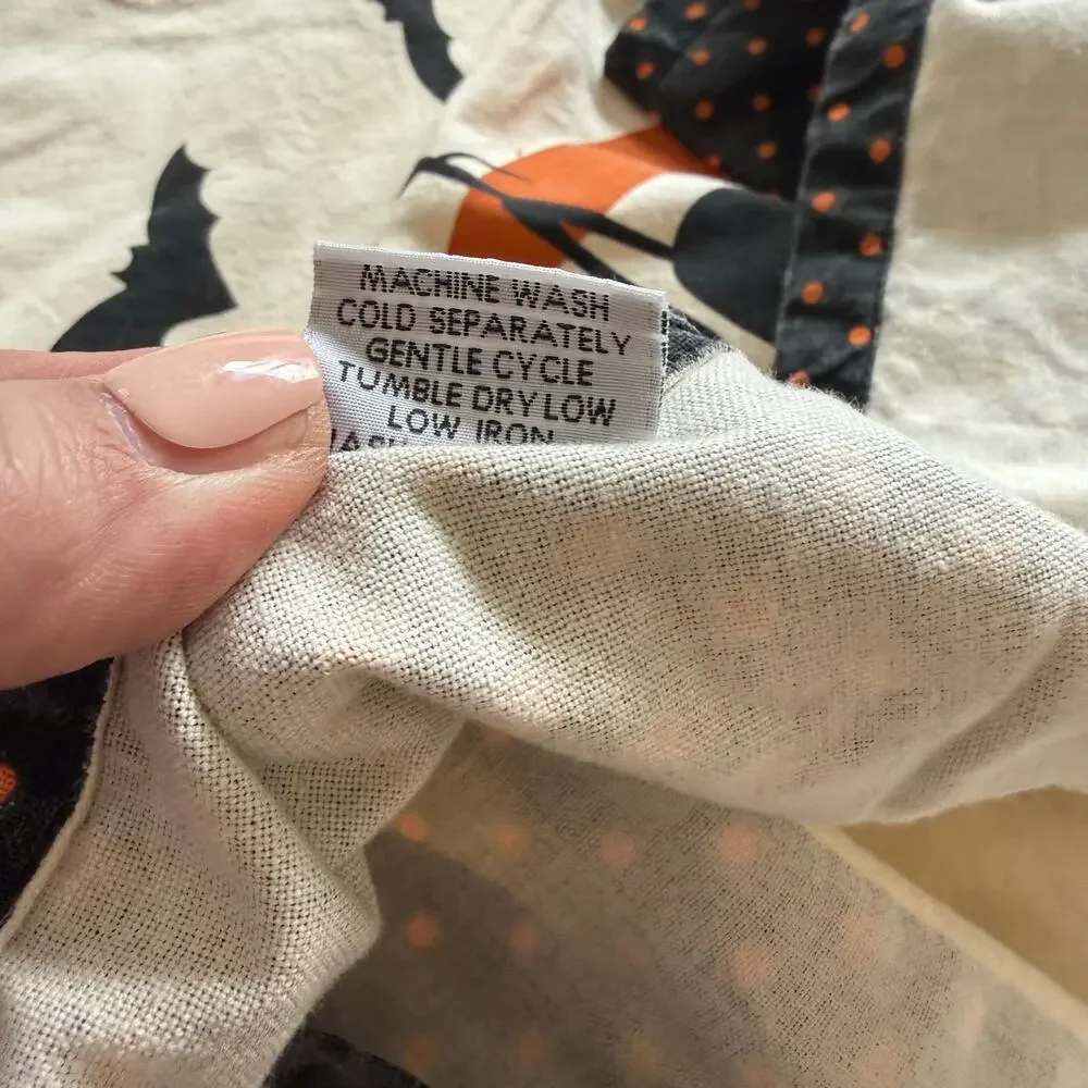 Spirit Halloween Tablecloth Witches Bats Black Orange 2016 Cotton